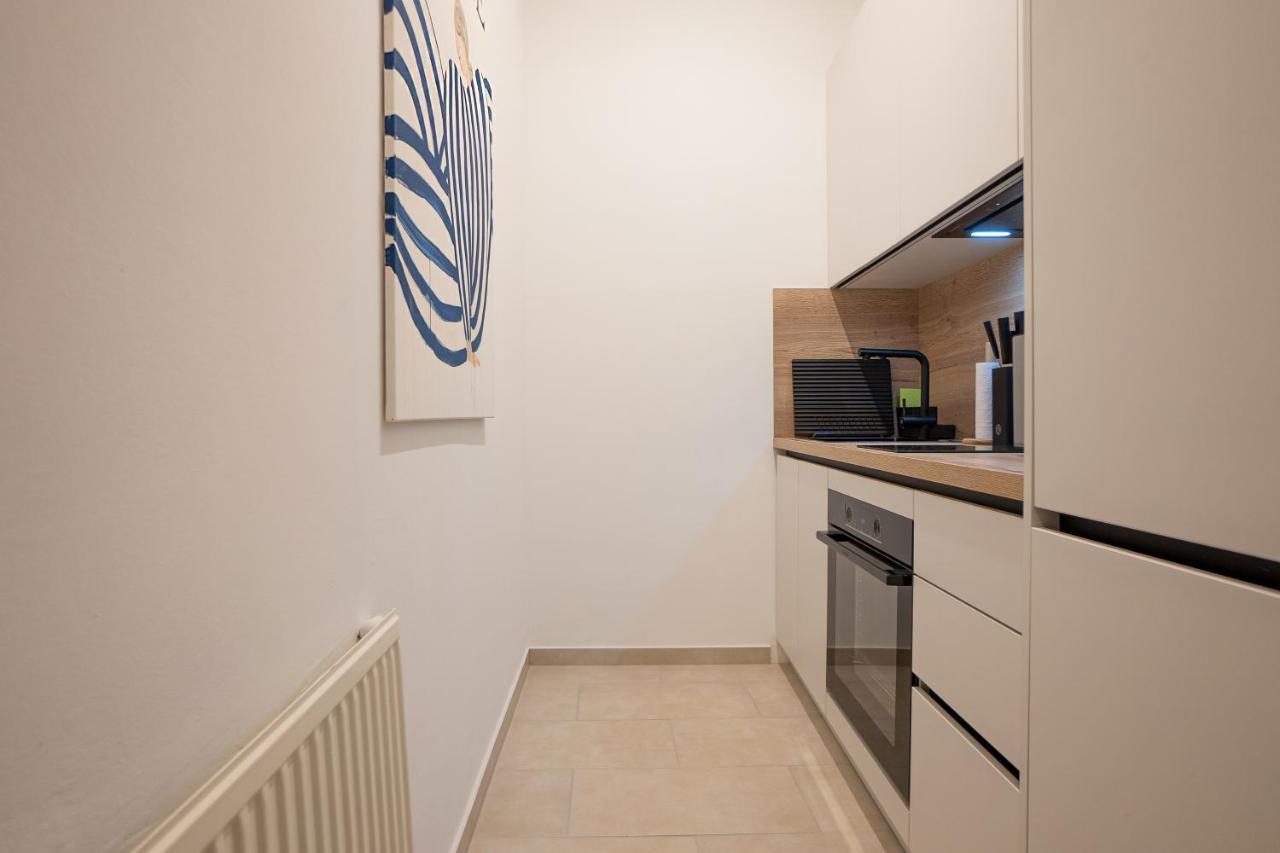 Stylish Central 1-Bedroom Apartment With A Terrace Wien Exteriör bild